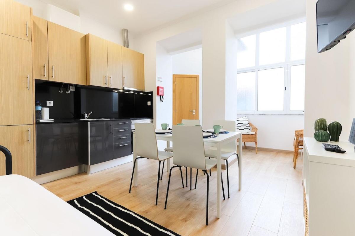 Typical 2 Charming Flat By Homeful Homes * Lisbon