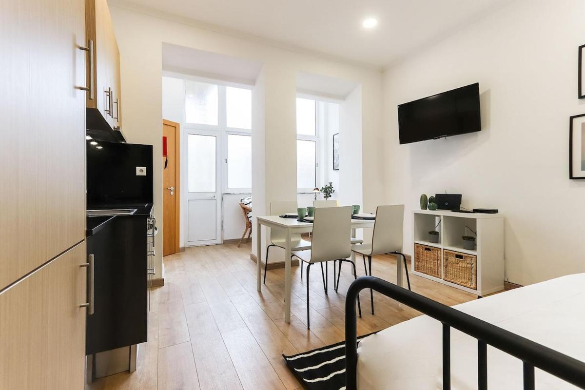 Typical 2 Charming Flat By Homeful Homes Apartment