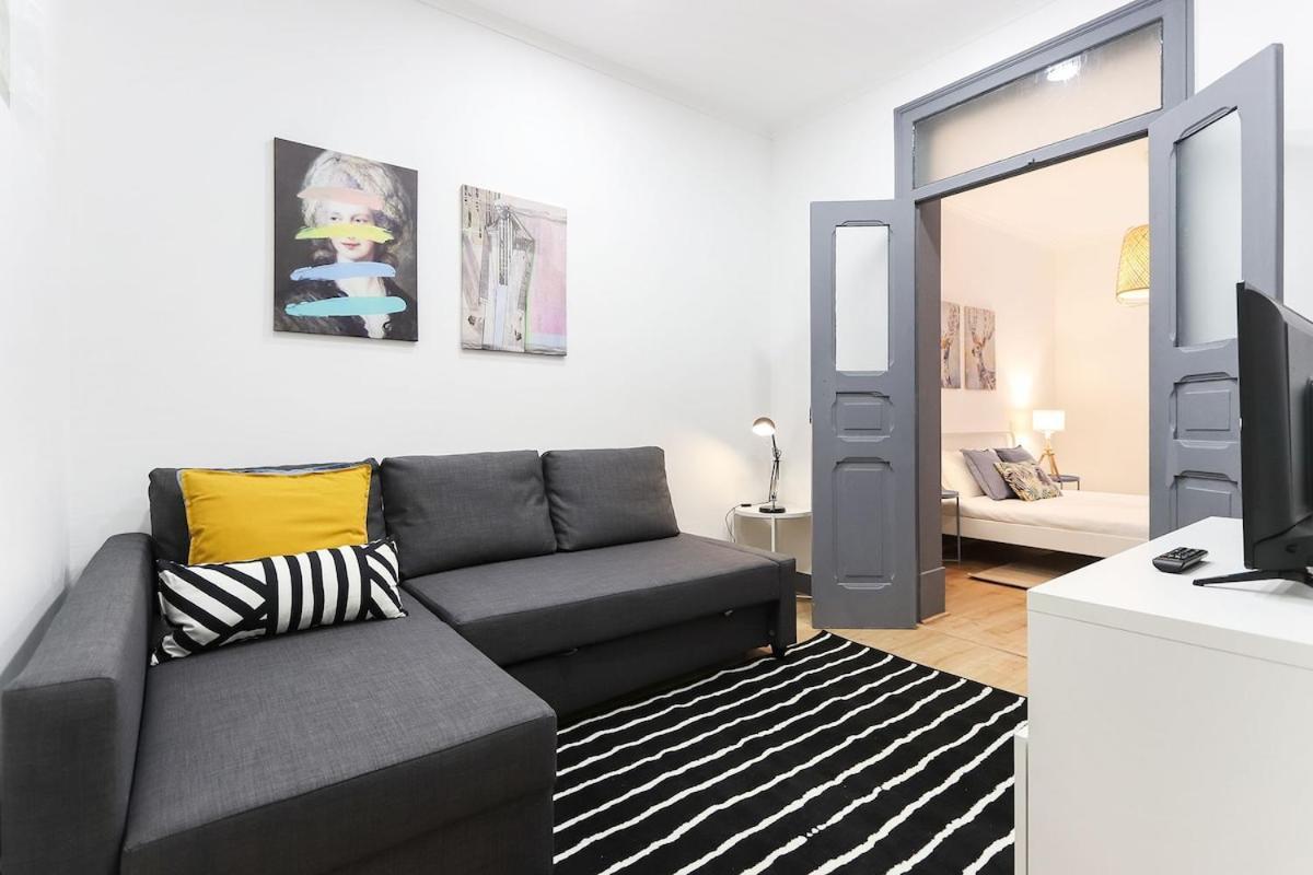 Typical 2 Charming Flat By Homeful Homes Apartment Lisbon